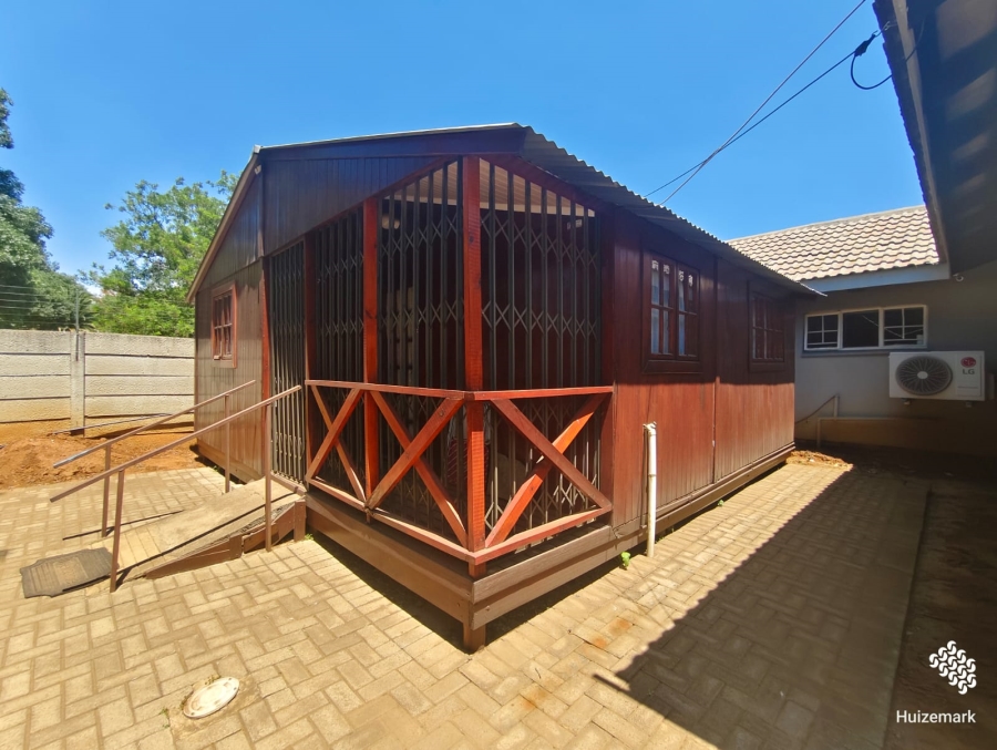 4 Bedroom Property for Sale in Roodia Free State